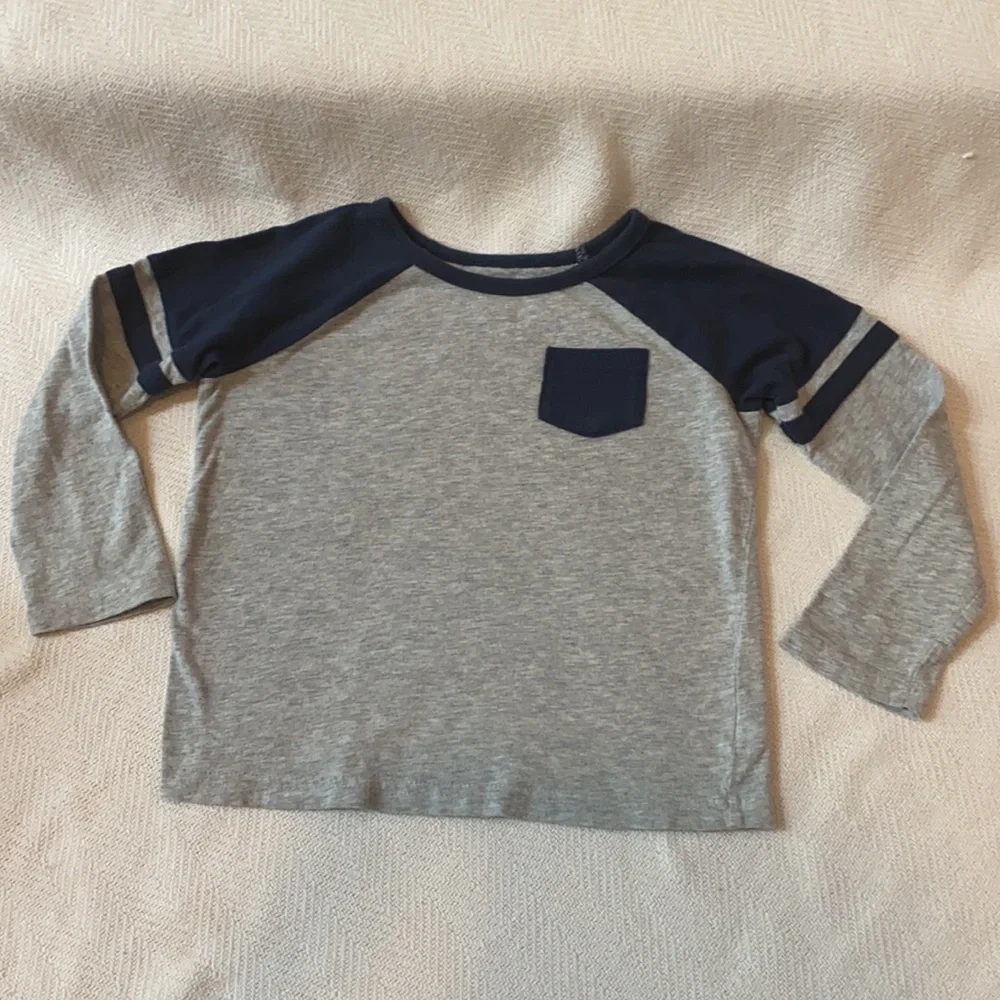 CARTER’S, OLD NAVY & JUMPING BEANS BOYS SHIRTS 4T